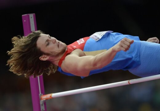 Российский прыгун переплавит олимпийское золото на цепочку для жены